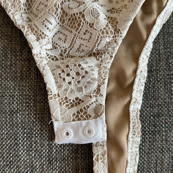 Windsor one piece body suit, lace/tan. Size large. Worn one time. - Picture 4 of 5